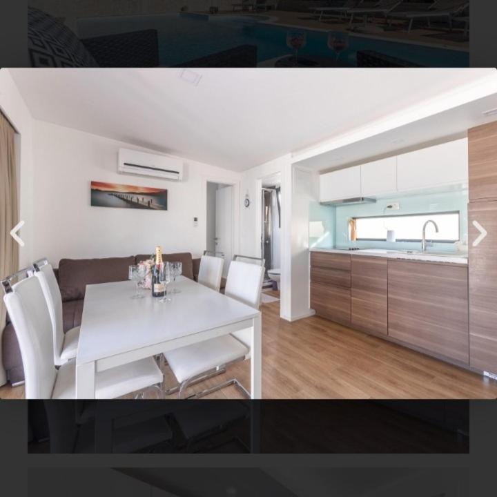 Tomica Apartments With Pool Биоград-на-Мору Экстерьер фото